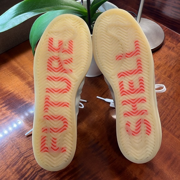 Adidas Superstar Future Shell Big Kids Size 6.5 - Equivalent to a Women’s Size 8 - Picture 7 of 7